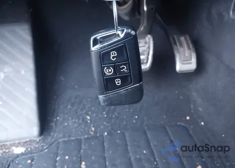 2021 Volkswagen Atlas Cross Sport 3.6L V6 Se W/Technology R-Line from USA, damaged, VIN 1V2PE2CA6MC215241